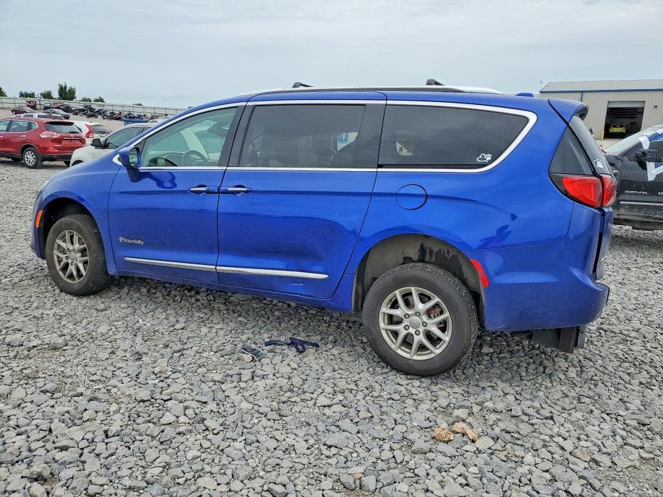 2020 CHRYSLER PACIFICA TOURING L 2
