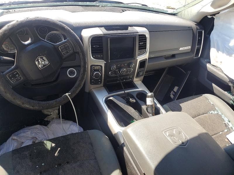2019 RAM 1500 CLASSIC SLT 8