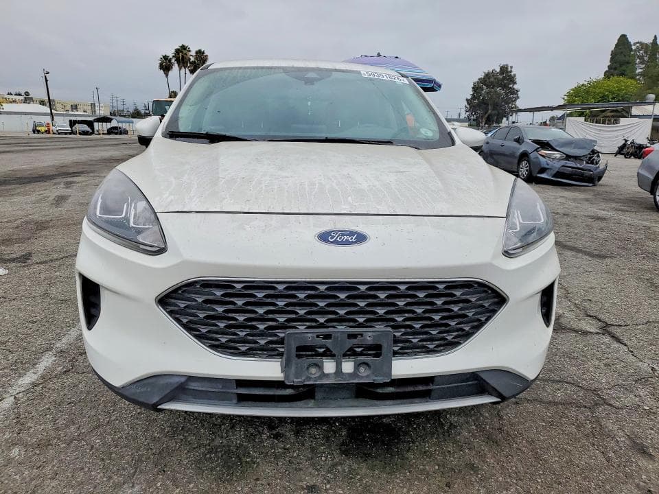 2020 FORD ESCAPE SE 5