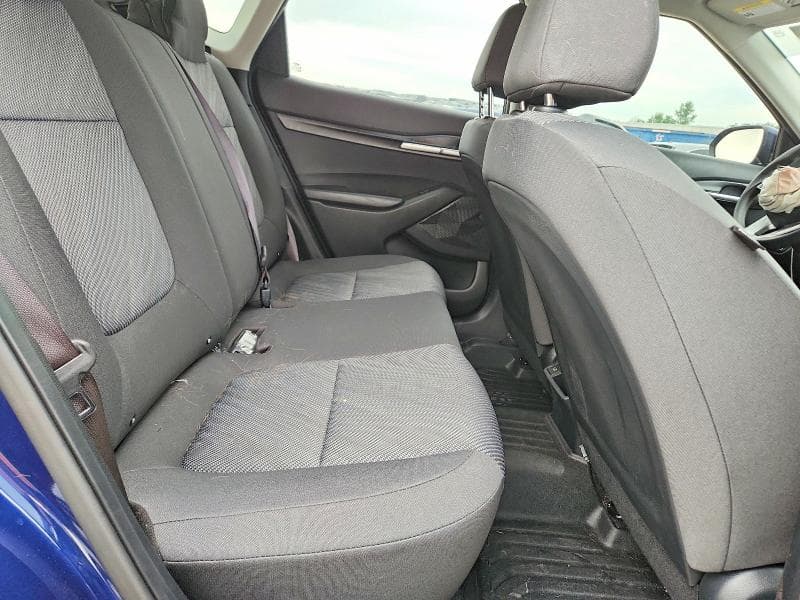 2025 KIA SELTOS LX 11