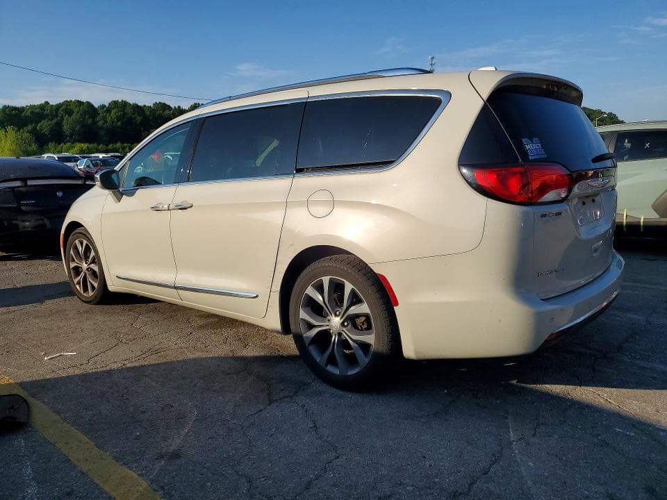 2017 CHRYSLER PACIFICA LIMITED 2