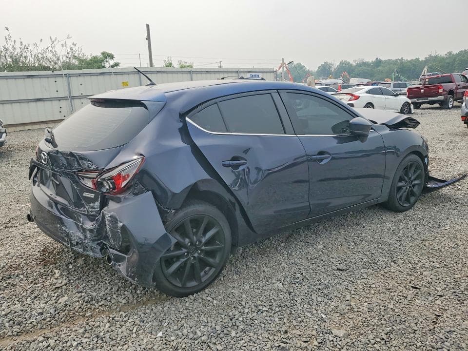 2017 MAZDA 3 3