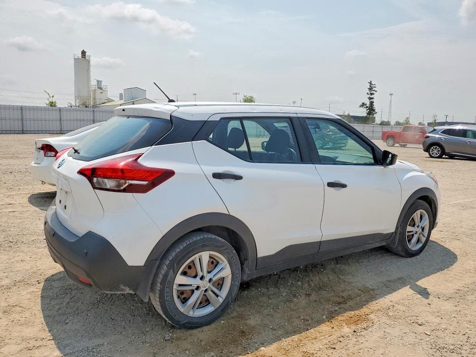2020 NISSAN KICKS S 3