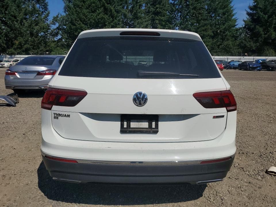 2021 VOLKSWAGEN TIGUAN SE 6