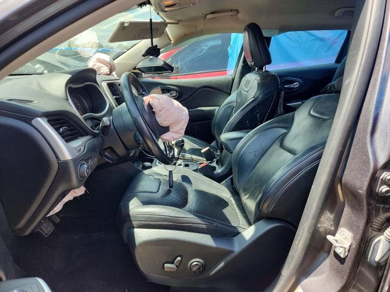 2018 JEEP CHEROKEE OVERLAND 7