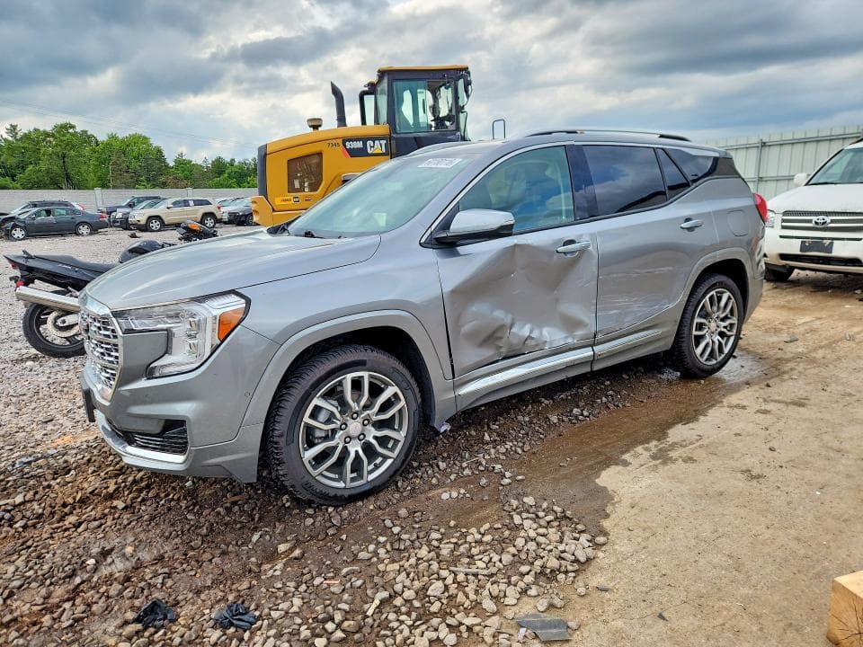 2024 GMC TERRAIN DENALI - 1