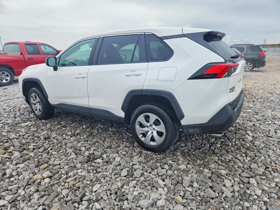 2023 TOYOTA RAV4 LE 2