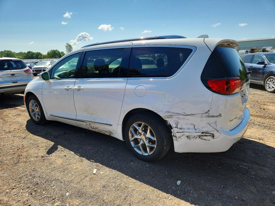 2019 CHRYSLER PACIFICA LIMITED 2