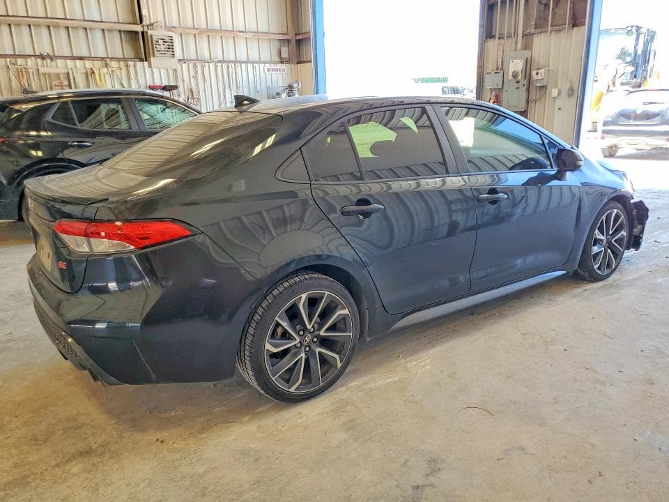 2022 TOYOTA COROLLA SE 3