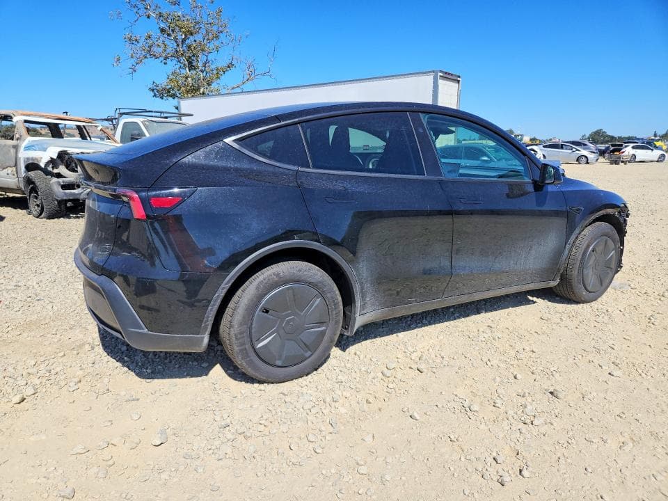 2026 TESLA MODEL Y 3