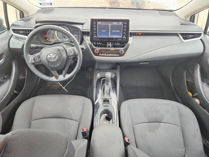 2021 TOYOTA COROLLA LE 8