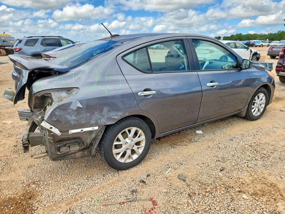 2017 NISSAN VERSA 1.6 S 3
