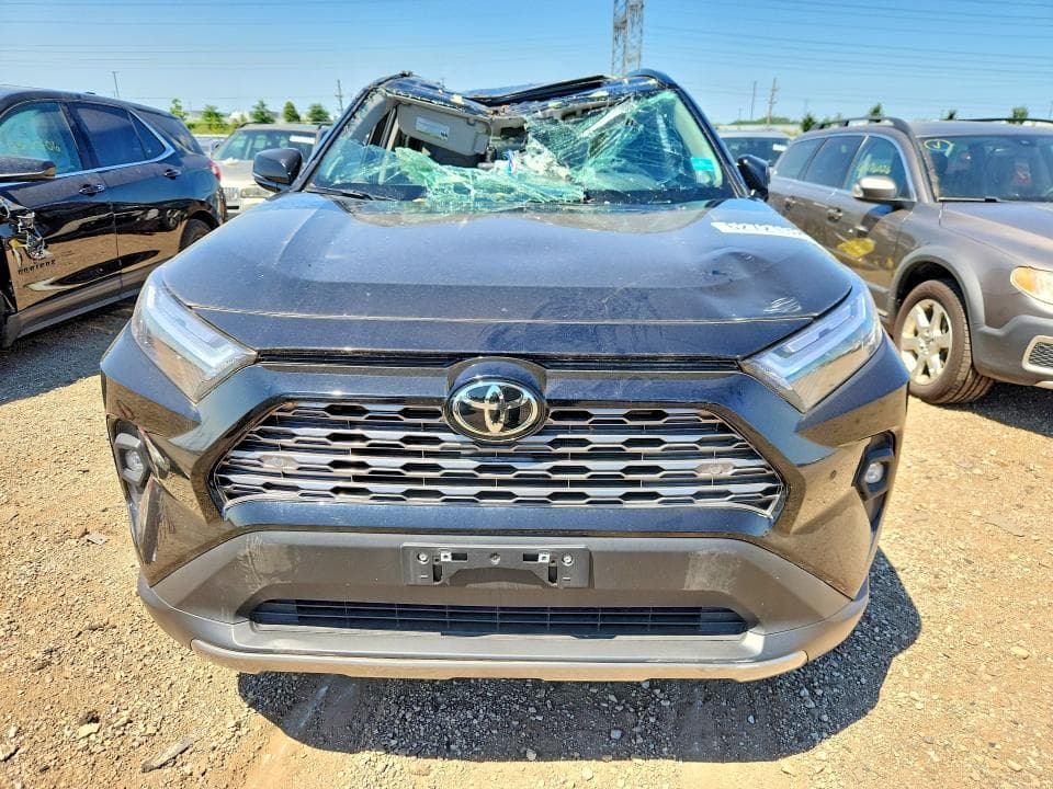 2025 TOYOTA RAV4 LIMITED 5