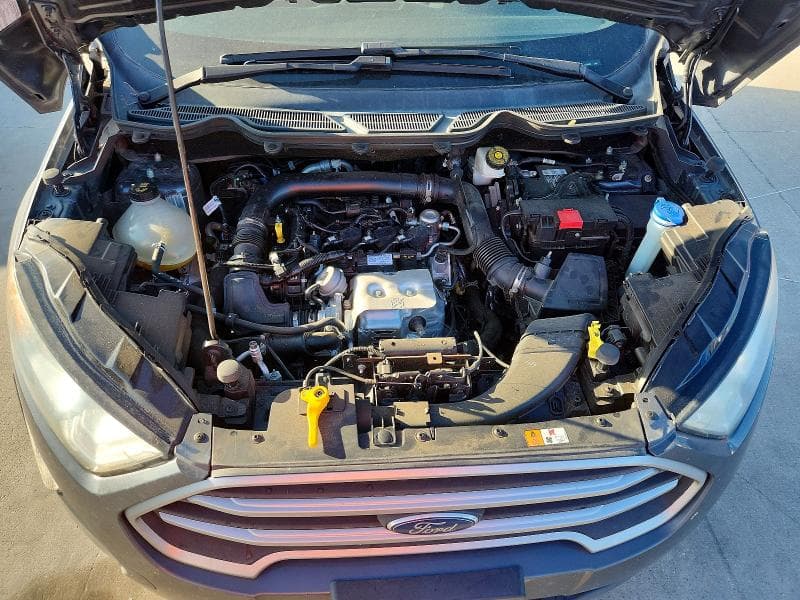 2020 FORD ECOSPORT SE 11