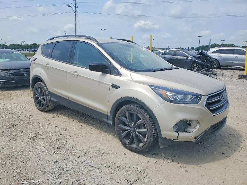 2018 FORD ESCAPE SE 4