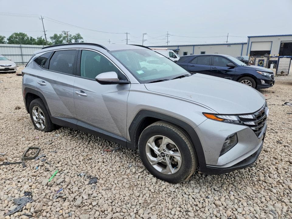 2024 HYUNDAI TUCSON SEL 4