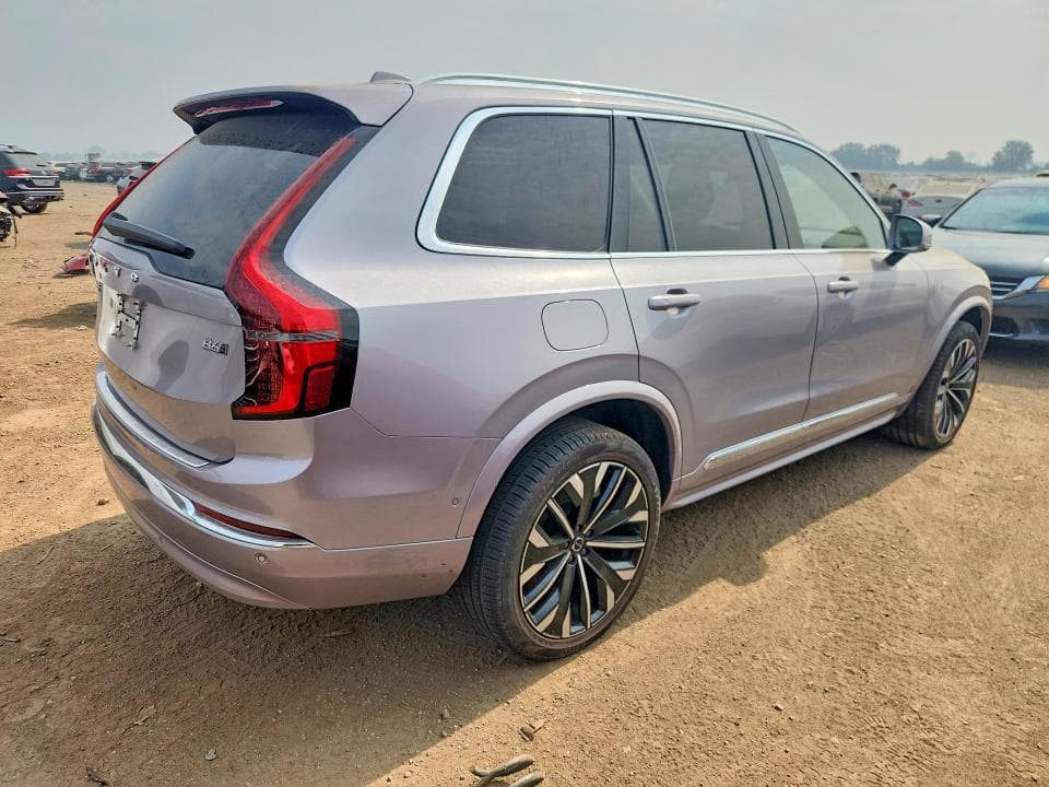 2026 VOLVO XC90 PLUS 3