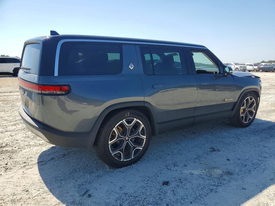 2023 RIVIAN R1S LAUNCH EDITION 3