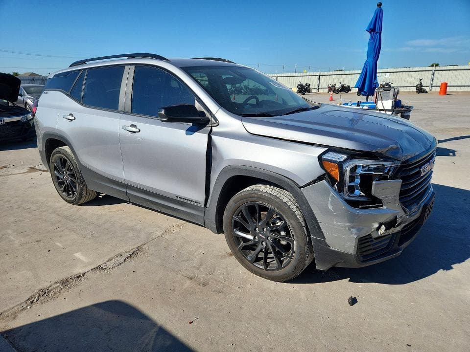 2024 GMC TERRAIN SLE 4