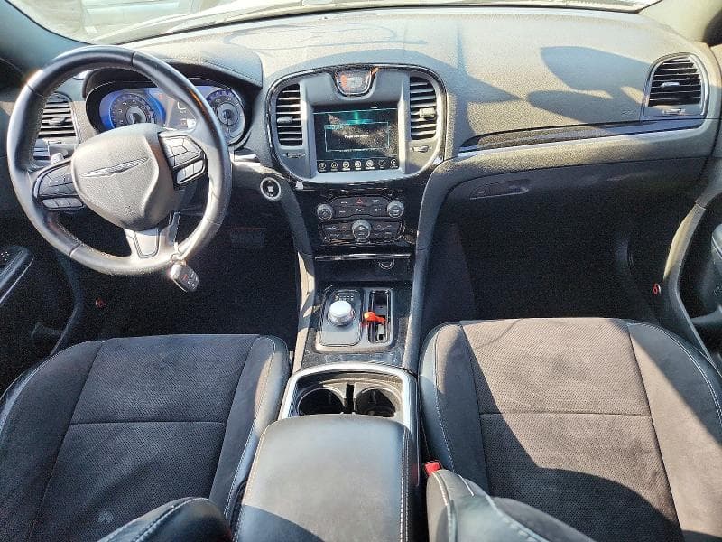 2017 CHRYSLER 300 S 8