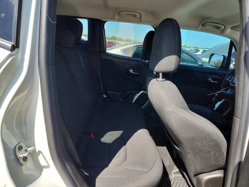 2018 JEEP RENEGADE LATITUDE 11