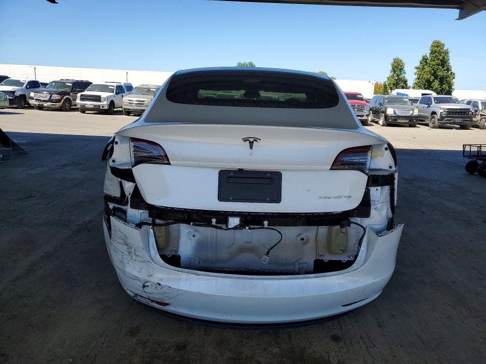 2023 TESLA MODEL 3 6
