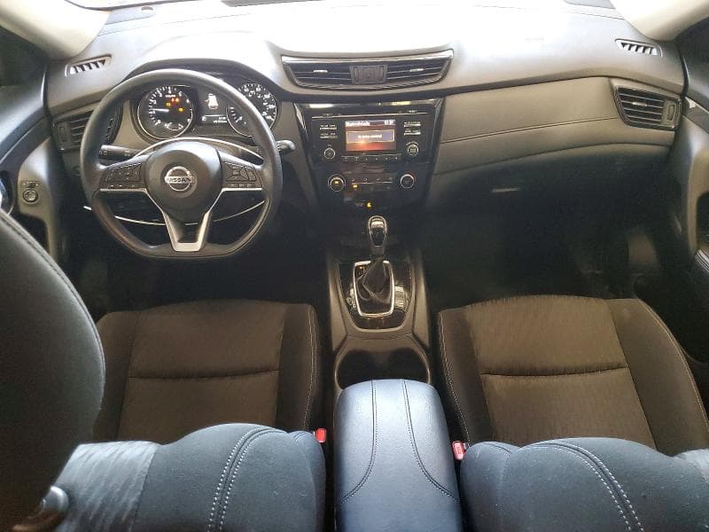 2017 NISSAN ROGUE S 8