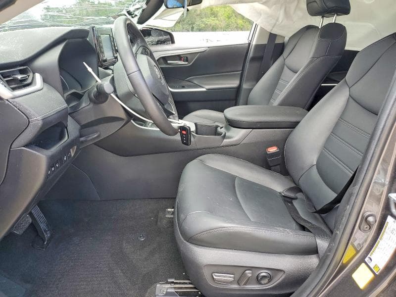 2022 TOYOTA RAV4 XLE PREMIUM 7