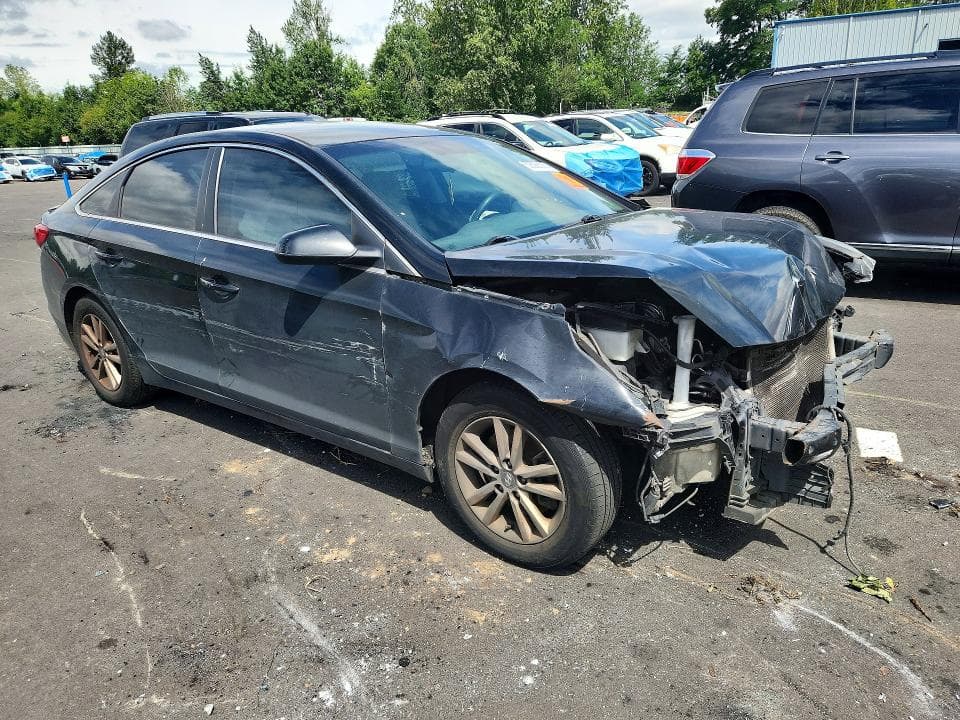 2017 HYUNDAI SONATA SE 4