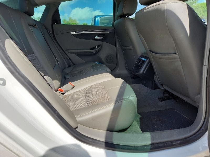 2019 CHEVROLET IMPALA LT 10