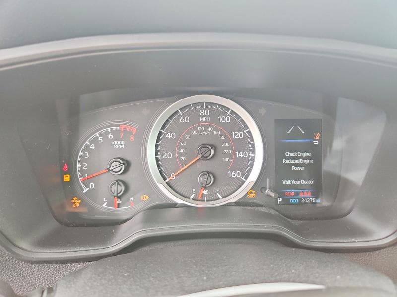 2022 TOYOTA COROLLA CROSS LE 9