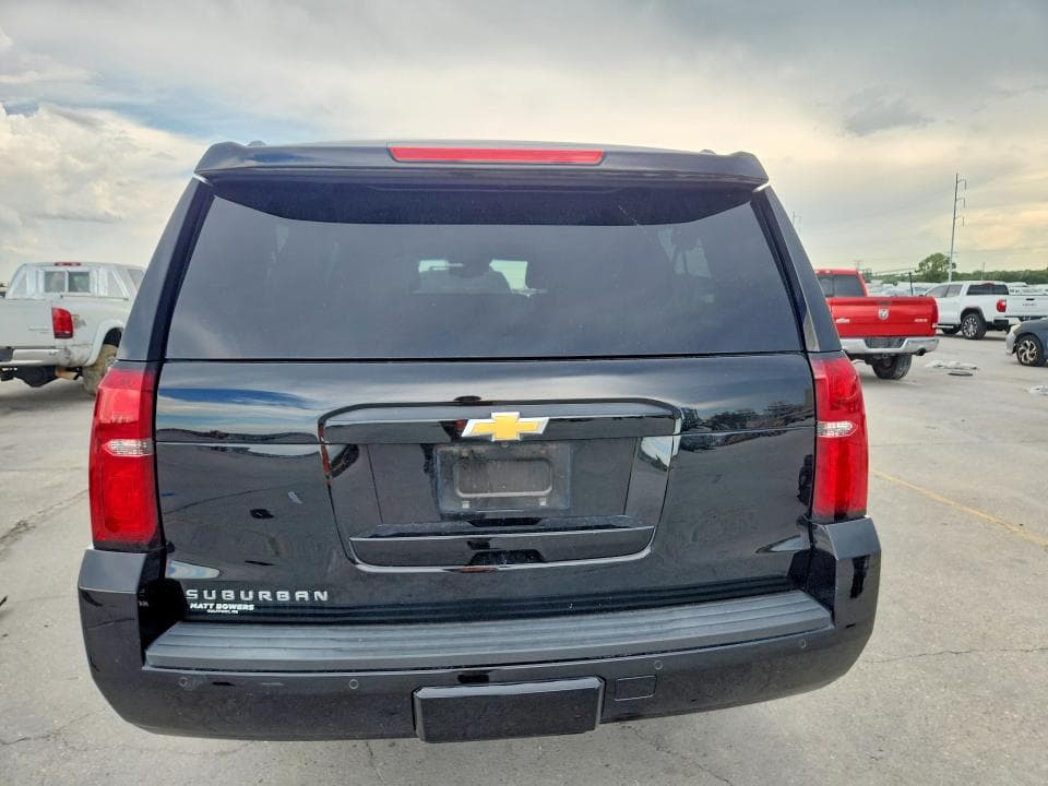2017 CHEVROLET SUBURBAN C1500 LT 6