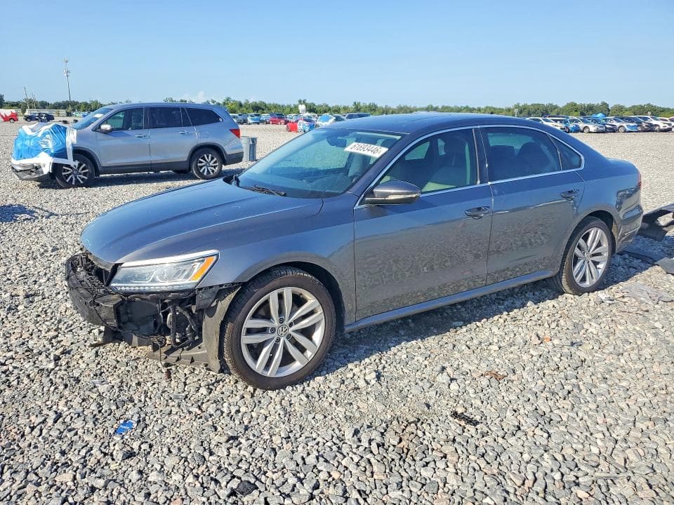 2018 VOLKSWAGEN PASSAT SE