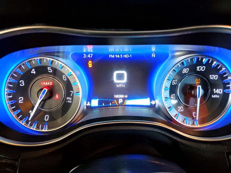 2018 CHRYSLER 300 LIMITED 9