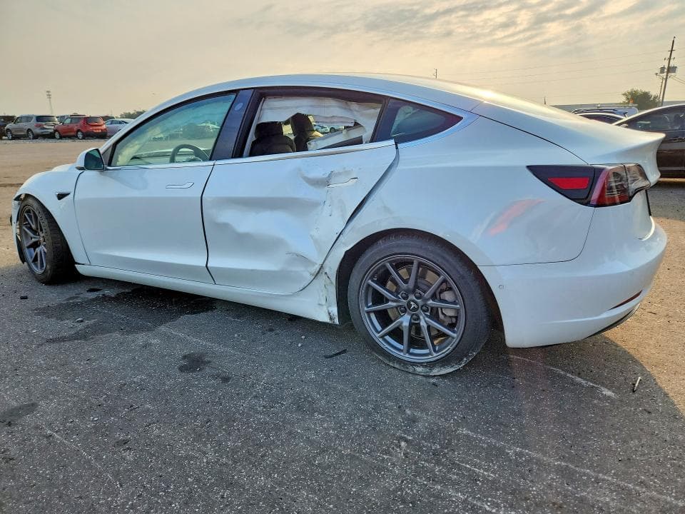 2020 TESLA MODEL 3 2