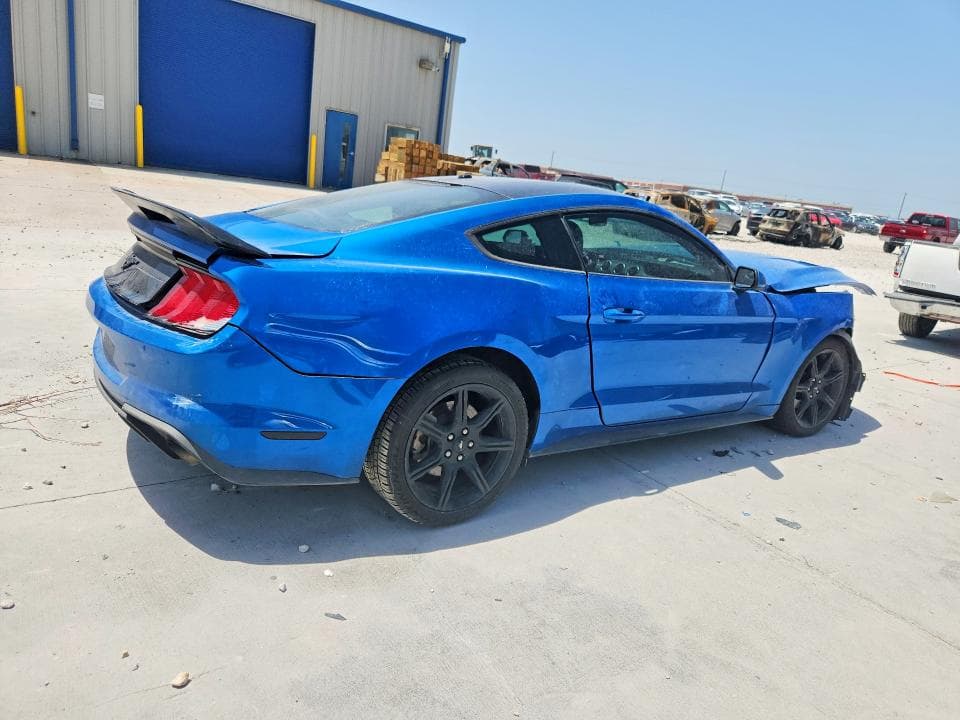 2019 FORD MUSTANG 3