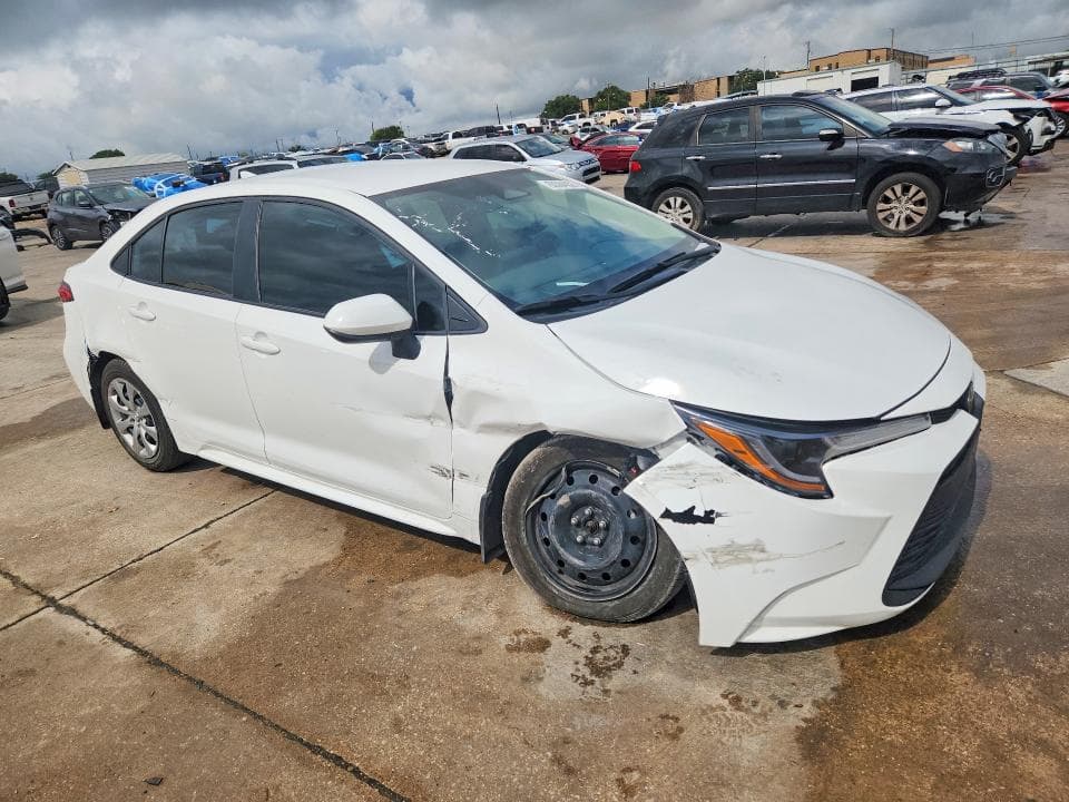 2024 TOYOTA COROLLA LE 4