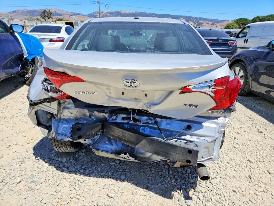 2018 TOYOTA COROLLA XSE 6