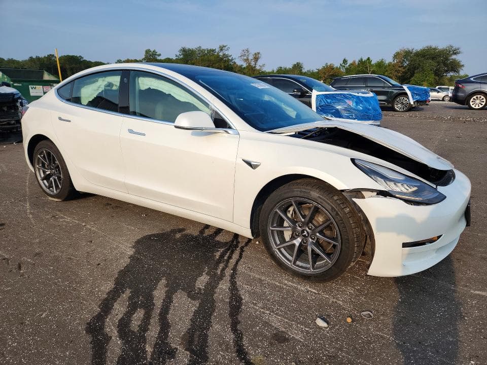 2020 TESLA MODEL 3 4