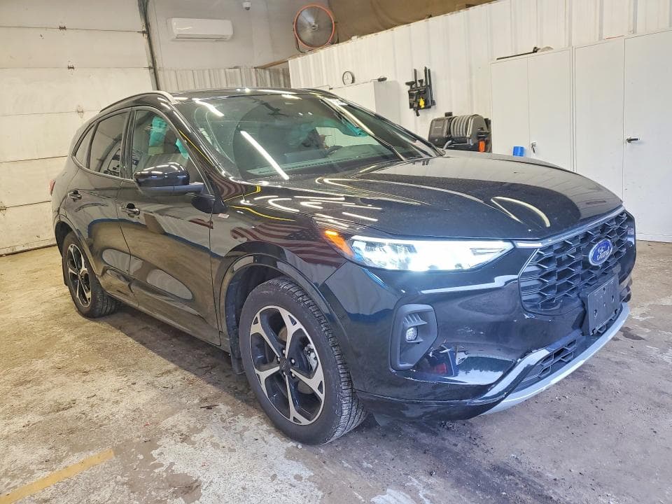 2023 FORD ESCAPE ST LINE SELECT 4