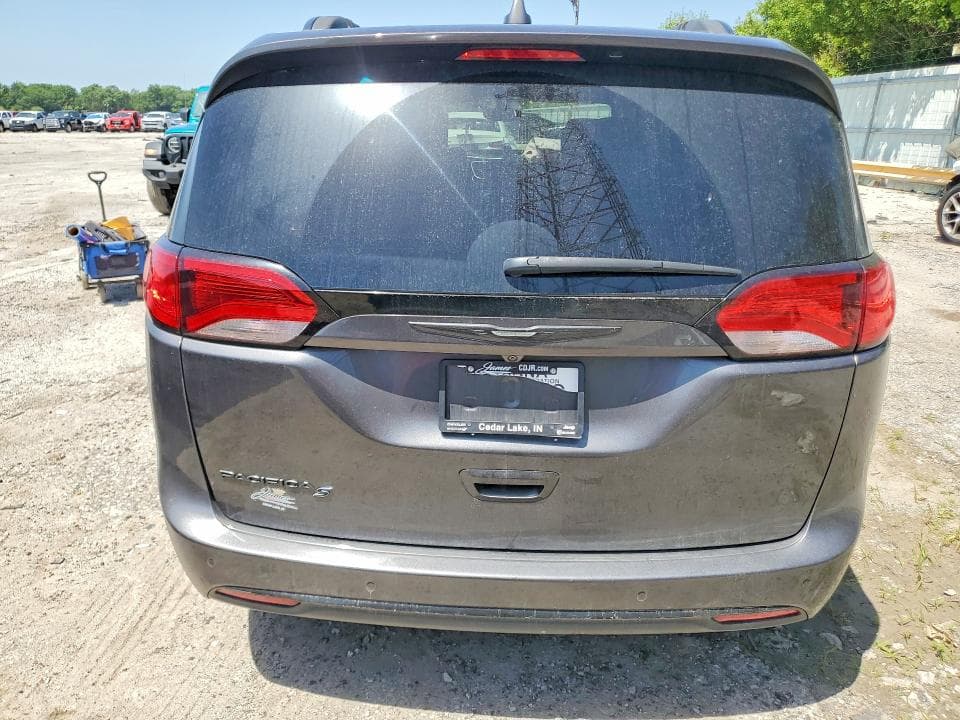 2018 CHRYSLER PACIFICA TOURING L PLUS 6