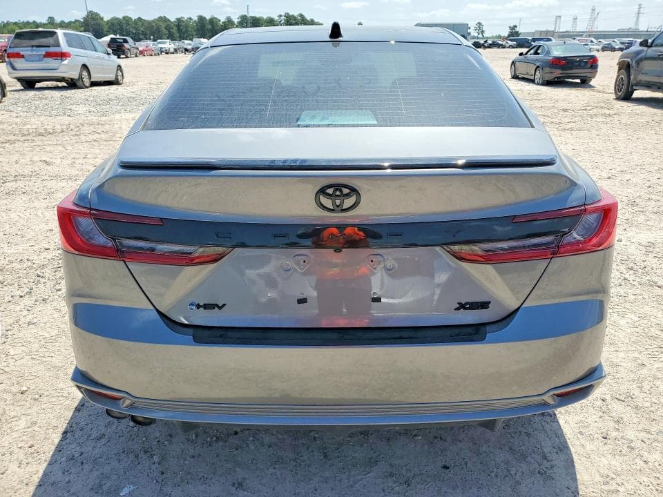 2026 TOYOTA CAMRY XSE 6