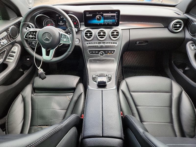 2019 MERCEDES-BENZ C 300 4MATIC 8