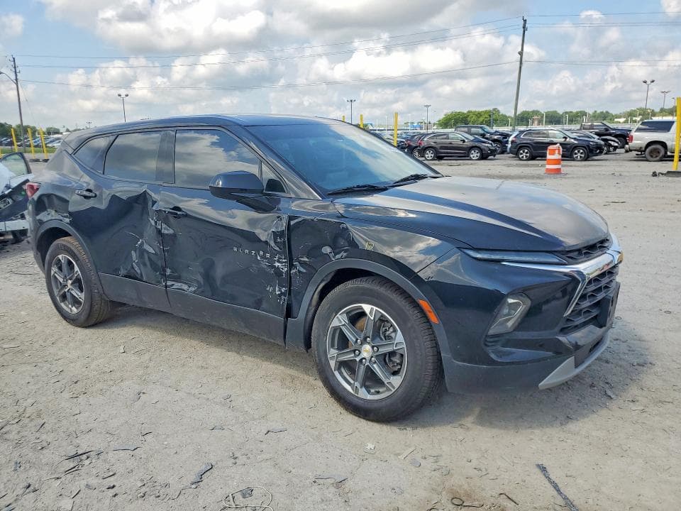 2023 CHEVROLET BLAZER 2LT 4