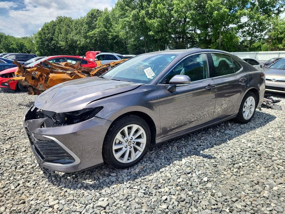 2024 TOYOTA CAMRY LE - 1
