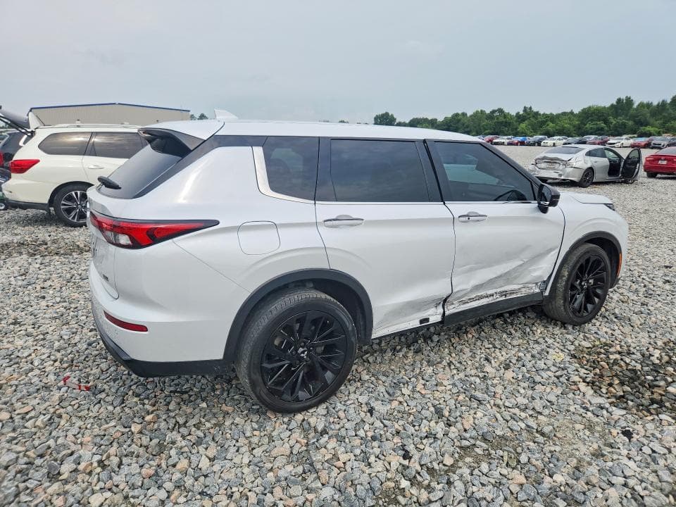 2023 MITSUBISHI OUTLANDER SEL 3