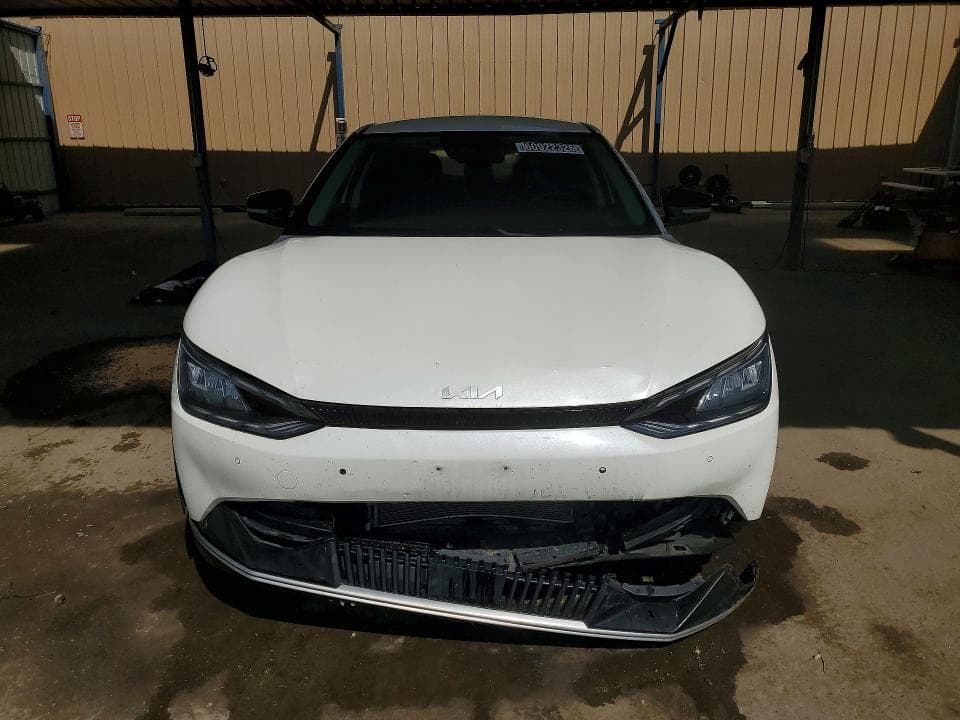 2024 KIA EV6 WIND 5