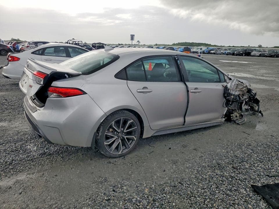 2021 TOYOTA COROLLA SE 3