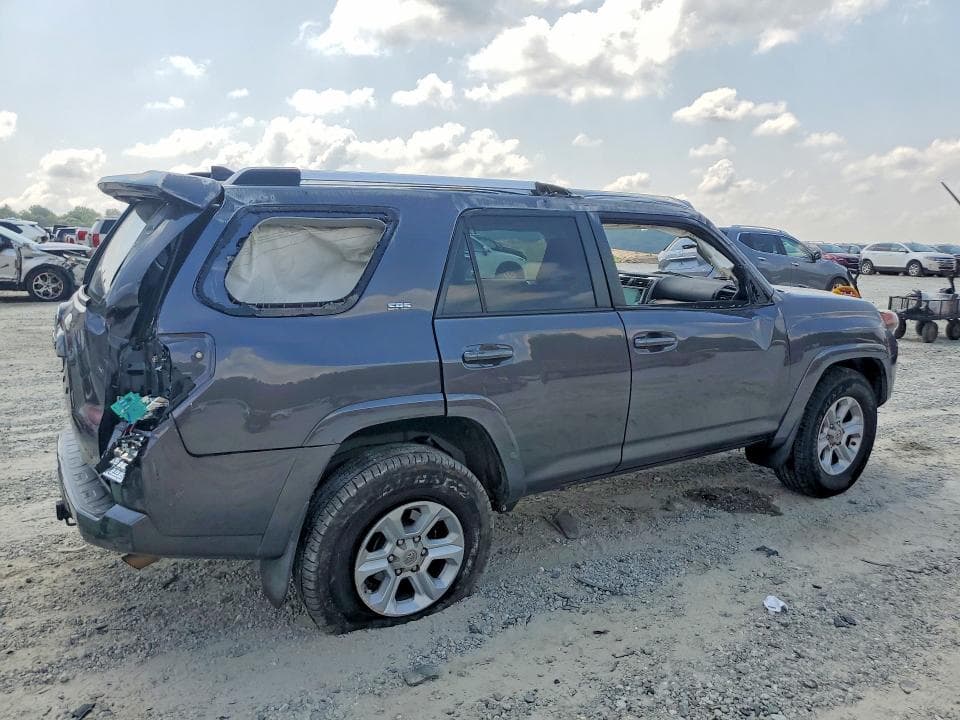 2021 TOYOTA 4RUNNER SR5 3
