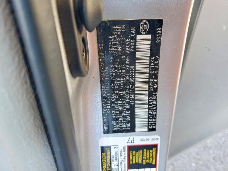 2017 TOYOTA CAMRY XLE V6 13